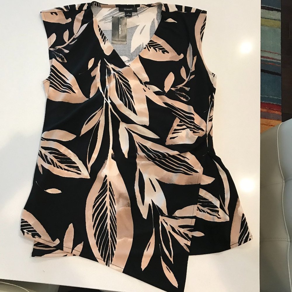 ALFANI | Watercolor Palm Wrap - Top S & M - Picture 5 of 10